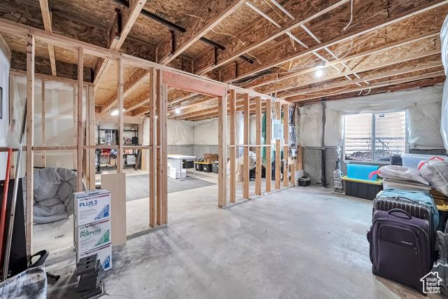 4911 W CALTON LN, South Jordan, UT 84095