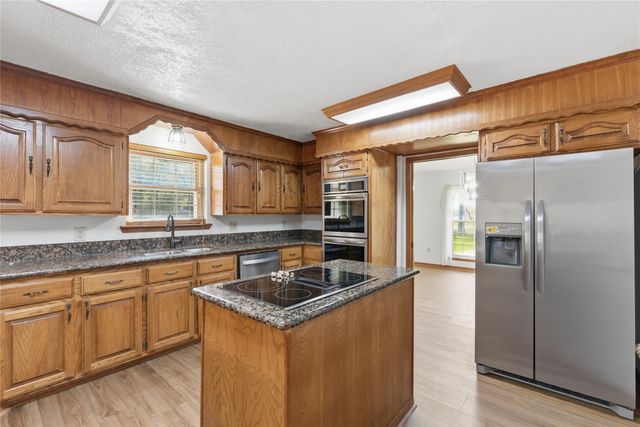 436 County Road 502a, Sweeny, TX 77480