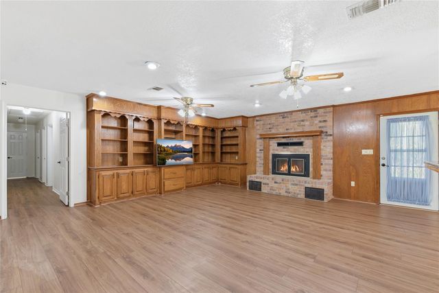 436 County Road 502a, Sweeny, TX 77480