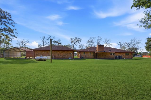 436 County Road 502a, Sweeny, TX 77480