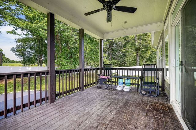 242 Grace Dr, Sparta, TN 38583