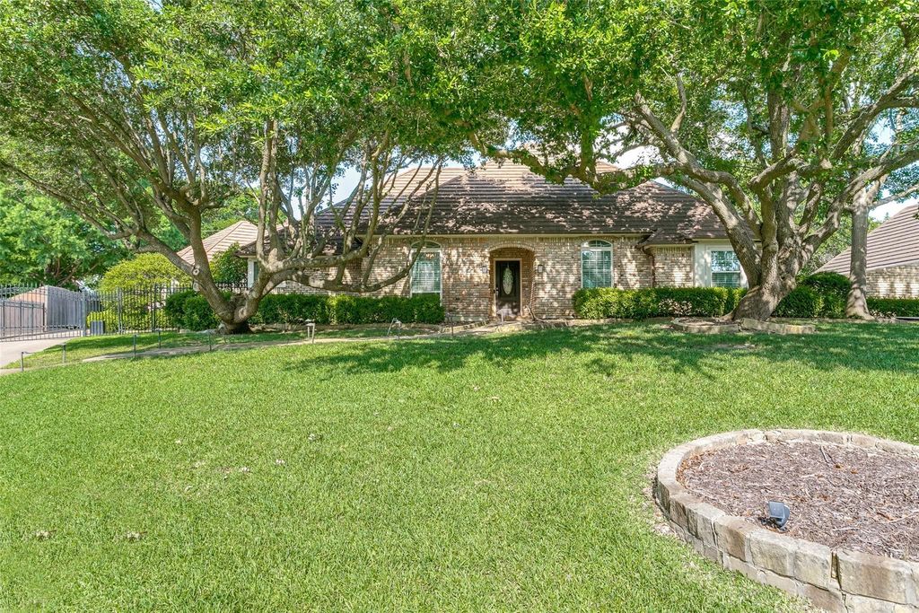 3713 Brentwood Court, Colleyville, TX 76034