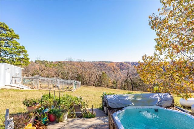 2333 CR 507, Berryville, AR 72616