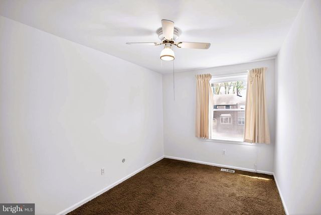 1009 BURNLEY CT, Bensalem, PA 19020