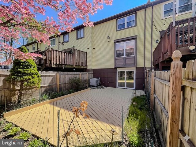 1009 BURNLEY CT, Bensalem, PA 19020