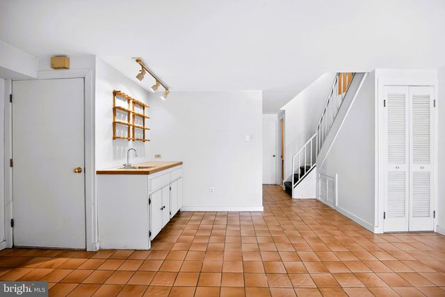 1009 BURNLEY CT, Bensalem, PA 19020