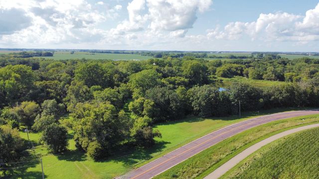 2555 River Road, Marshall, MN 56258