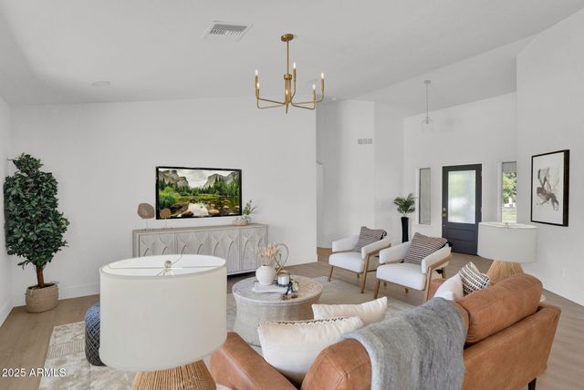 18047 E Vencino Street, Gilbert, AZ 85298