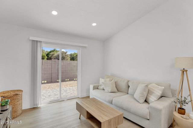 18047 E Vencino Street, Gilbert, AZ 85298