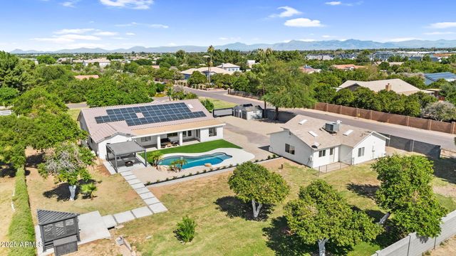 18047 E Vencino Street, Gilbert, AZ 85298