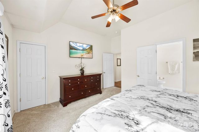 624 Cliffs Inn Circle, Charlotte, NC 28214