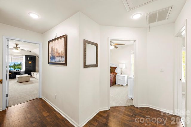 624 Cliffs Inn Circle, Charlotte, NC 28214