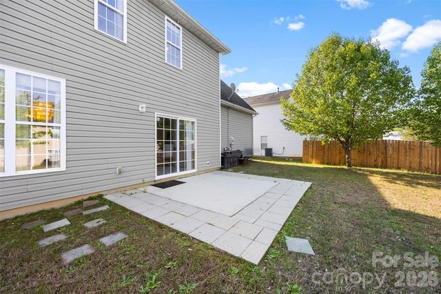 624 Cliffs Inn Circle, Charlotte, NC 28214