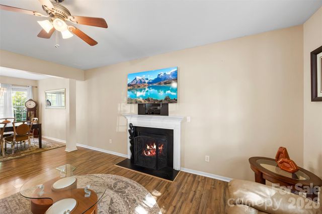 624 Cliffs Inn Circle, Charlotte, NC 28214