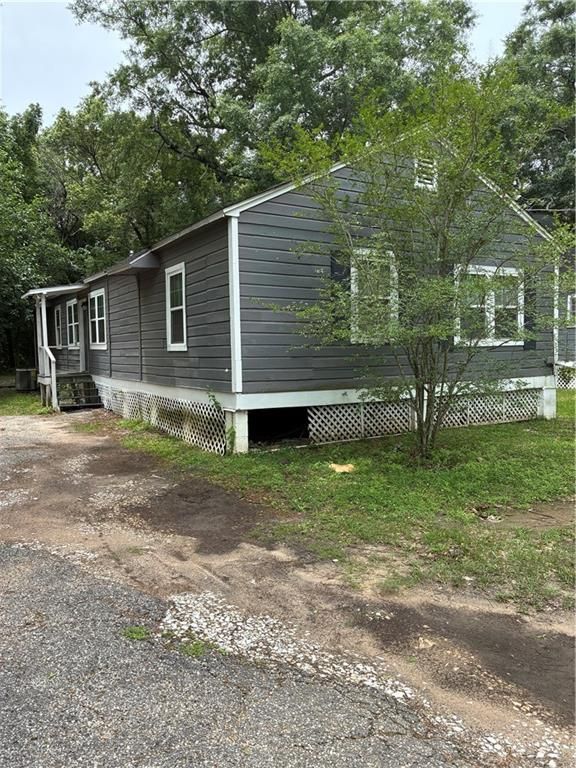 1821 Seale Street, Mobile, AL 36617