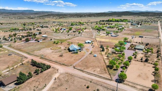 1685 W SUMMER Trail, Paulden, AZ 86334