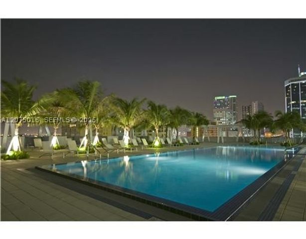 79 SW 12th St 3704, Miami, FL 33130