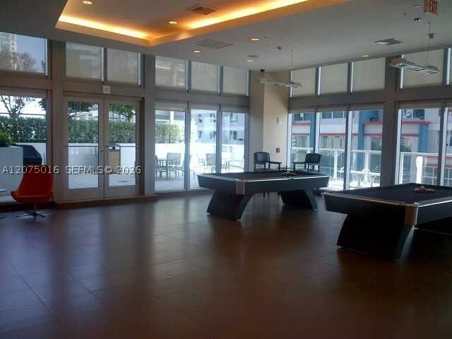 79 SW 12th St 3704, Miami, FL 33130