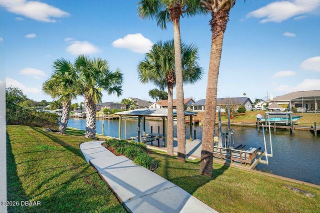 10 Fleming Court S, Palm Coast, FL 32137