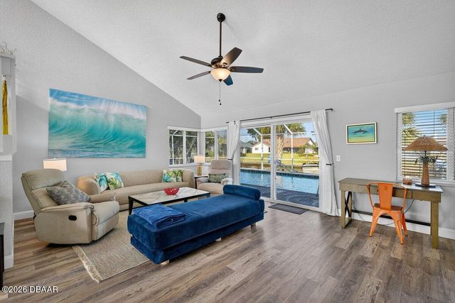 10 Fleming Court S, Palm Coast, FL 32137