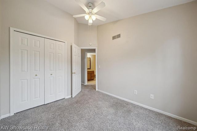 2738 Birchwood Drive, Waterford, MI 48329