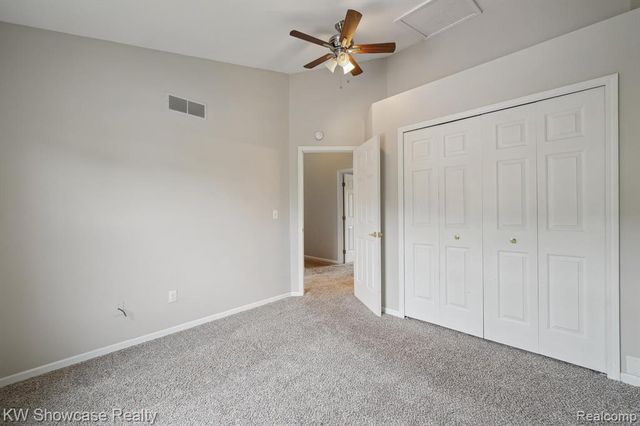 2738 Birchwood Drive, Waterford, MI 48329