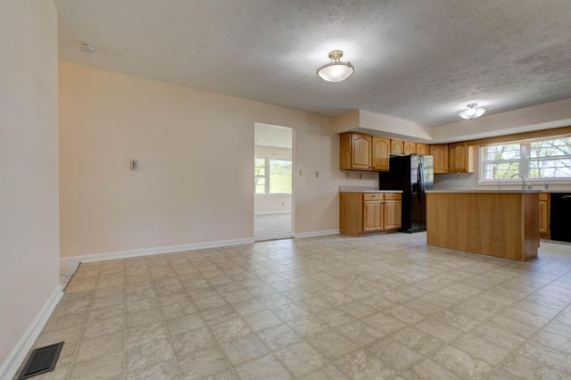 4654 Levee Road, Mt Sterling, KY 40353
