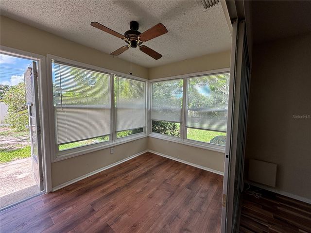 2220 BANCROFT CIRCLE S D, Palm Harbor, FL 34683