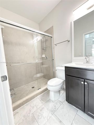 134 SE 28th Ter 5, Homestead, FL 33033