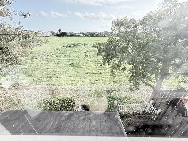 134 SE 28th Ter 5, Homestead, FL 33033