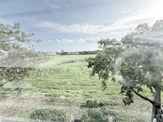 134 SE 28th Ter 5, Homestead, FL 33033