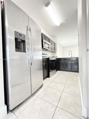 134 SE 28th Ter 5, Homestead, FL 33033