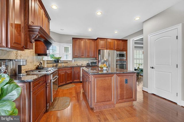 3206 HATCHER ST, Alexandria, VA 22303