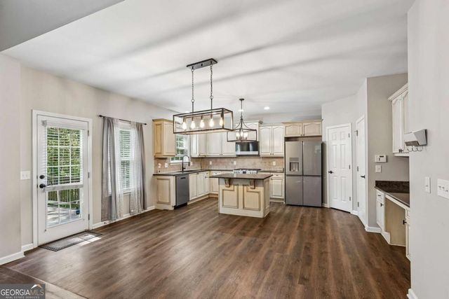 148 Gemstone Lane, Acworth, GA 30101