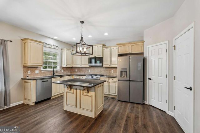 148 Gemstone Lane, Acworth, GA 30101