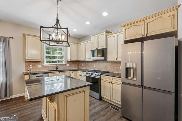 148 Gemstone Lane, Acworth, GA 30101