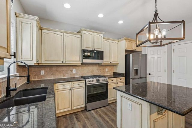 148 Gemstone Lane, Acworth, GA 30101