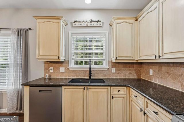 148 Gemstone Lane, Acworth, GA 30101