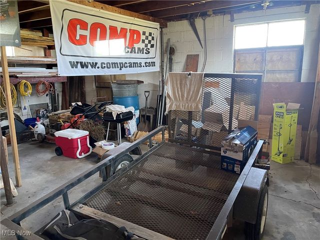 1515 Meadow Farm Church Road, Zanesville, OH 43701