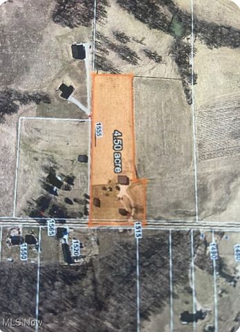 1515 Meadow Farm Church Road, Zanesville, OH 43701