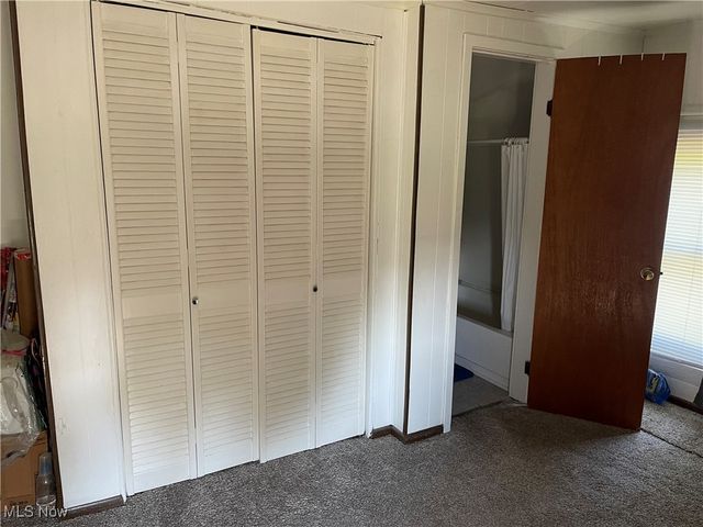 1515 Meadow Farm Church Road, Zanesville, OH 43701