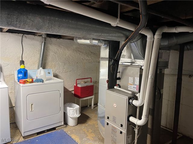 1515 Meadow Farm Church Road, Zanesville, OH 43701