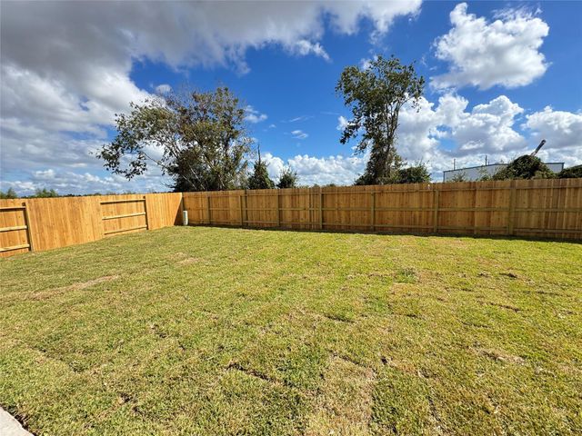 3041 Waterwood Pass Drive, Katy, TX 77493