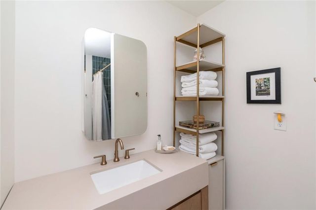 259 Crenshaw Street, Mobile, AL 36606