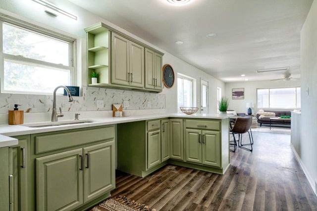 5940 N 72nd STREET, Milwaukee, WI 53218