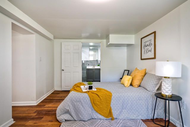 5940 N 72nd STREET, Milwaukee, WI 53218