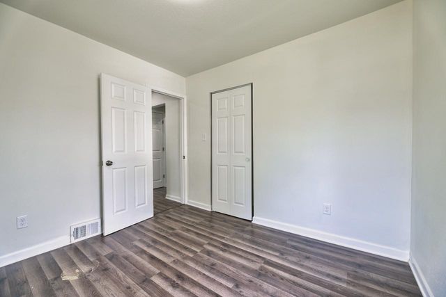 5940 N 72nd STREET, Milwaukee, WI 53218