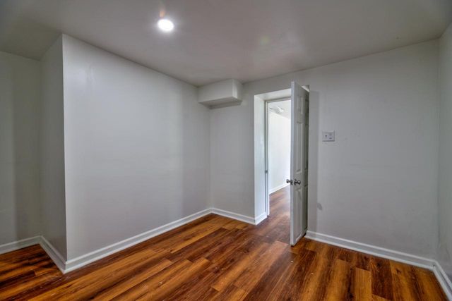 5940 N 72nd STREET, Milwaukee, WI 53218