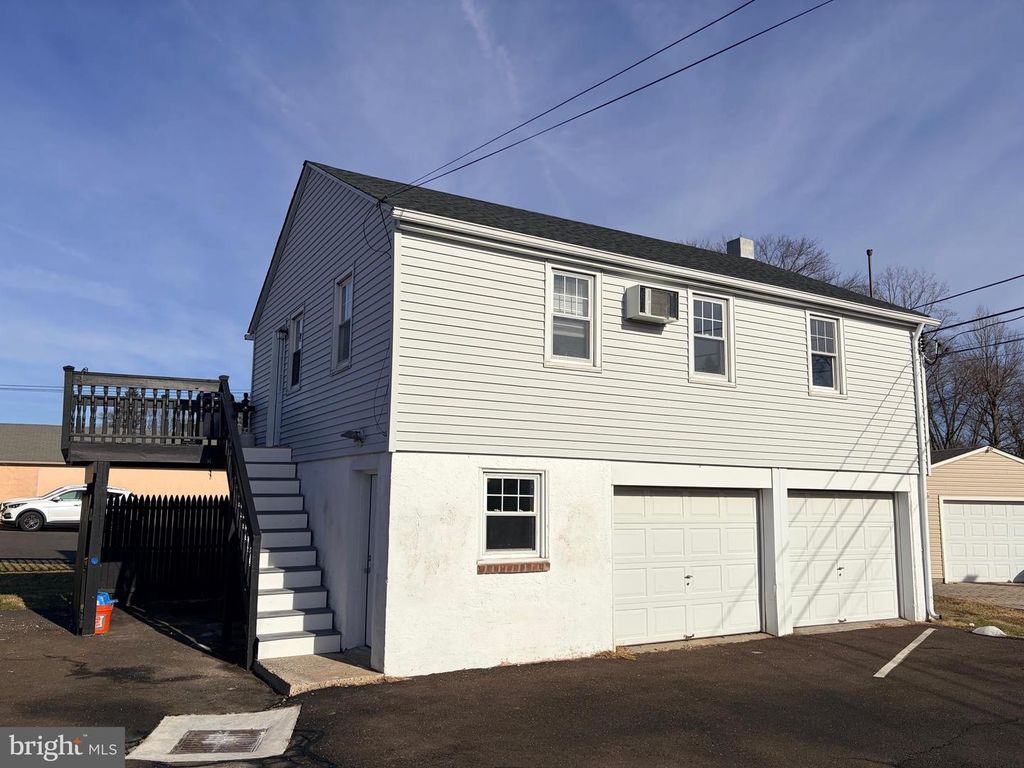 43 FRANKLIN, Feasterville Trevose, PA 19053