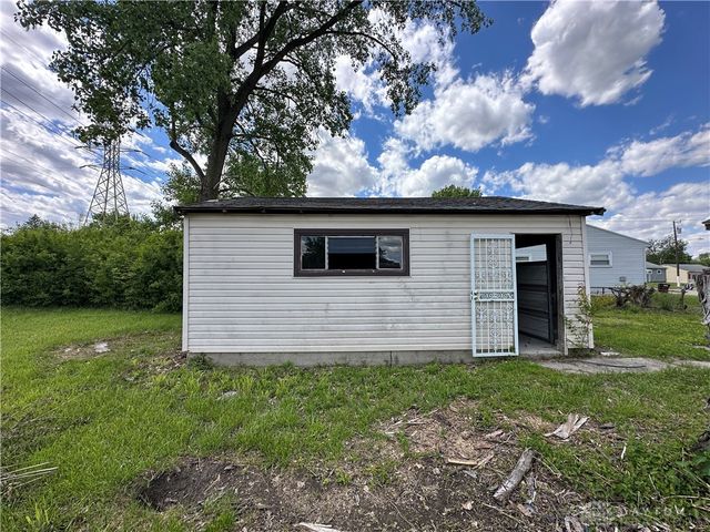 4964 Marburn Avenue, Trotwood, OH 45417